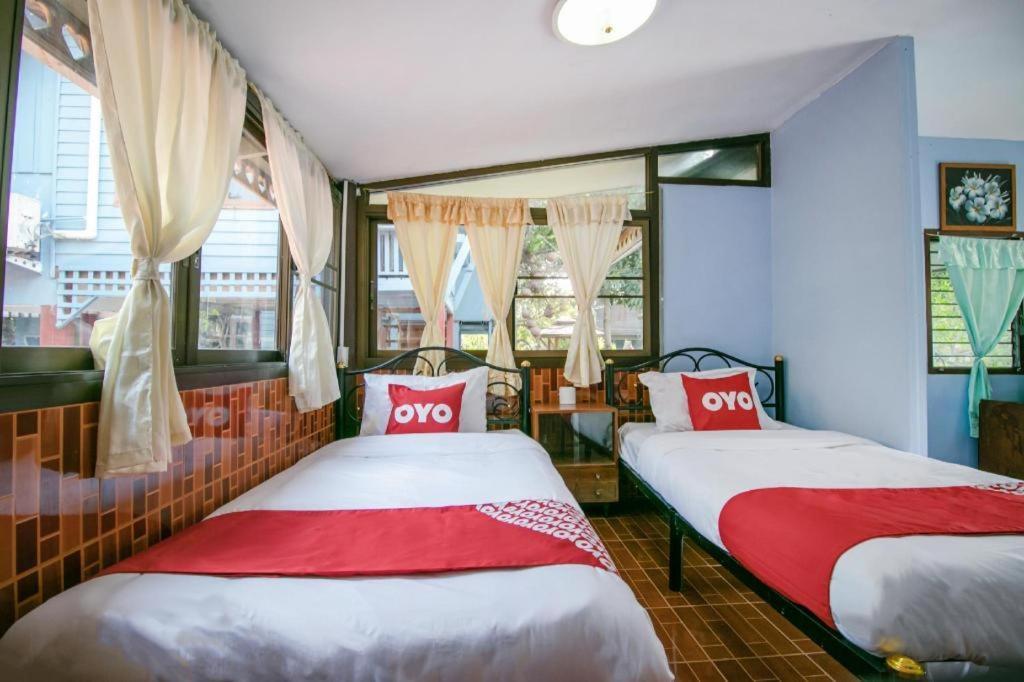 נאקון פטום Raknatee Resort מראה חיצוני תמונה
