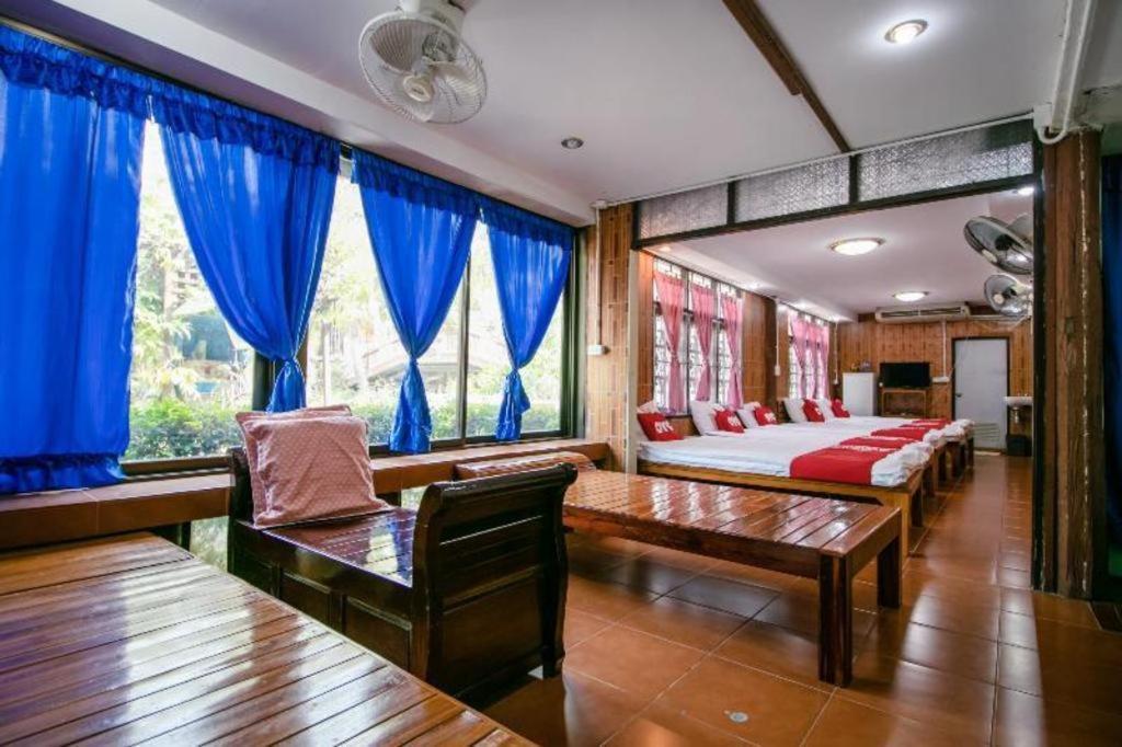 נאקון פטום Raknatee Resort מראה חיצוני תמונה